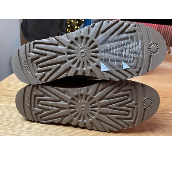 NWT, 7.5, Ugg Women's Suede Ankle Boot, Cory II Bootie, Cognac Brown - Picture 4 of 8